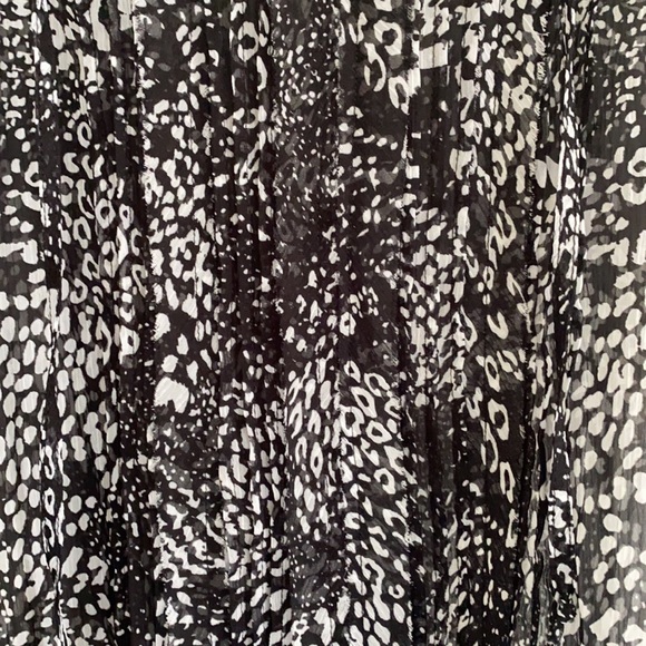 3/4 Sleeve Blouse - Picture 2 of 2